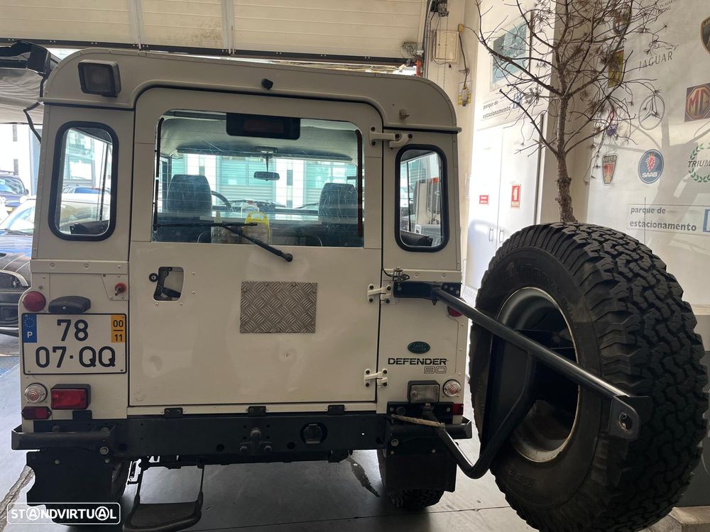 Land Rover Defender 90 2.5 TD5 Metal Top - 4