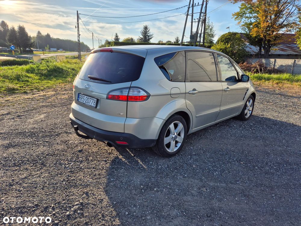 Ford S-Max 2.2 TDCi Titanium - 8