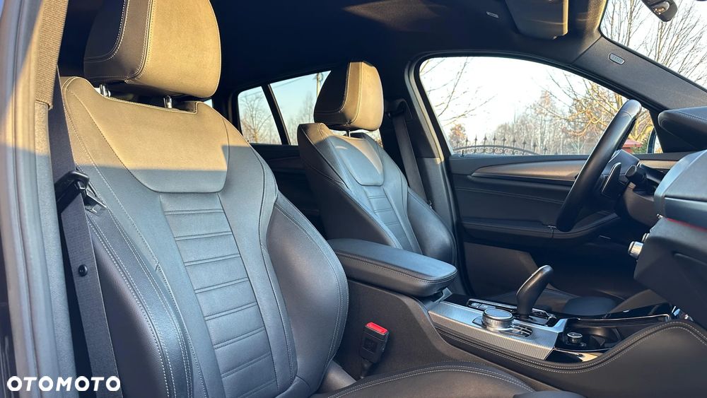 BMW X4 - 25