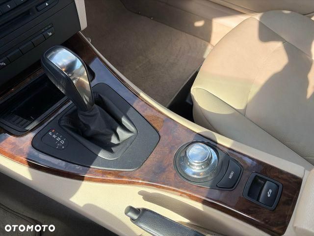 BMW Seria 3 335i - 14