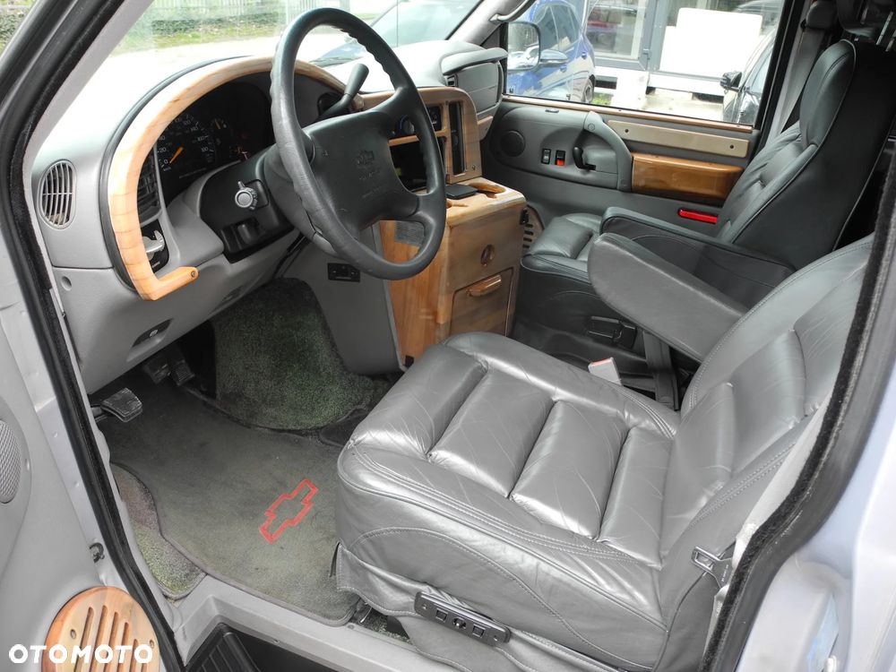 Chevrolet Astro 4.3i V6 - 10