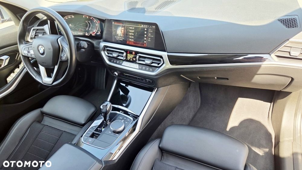 BMW Seria 3 - 35