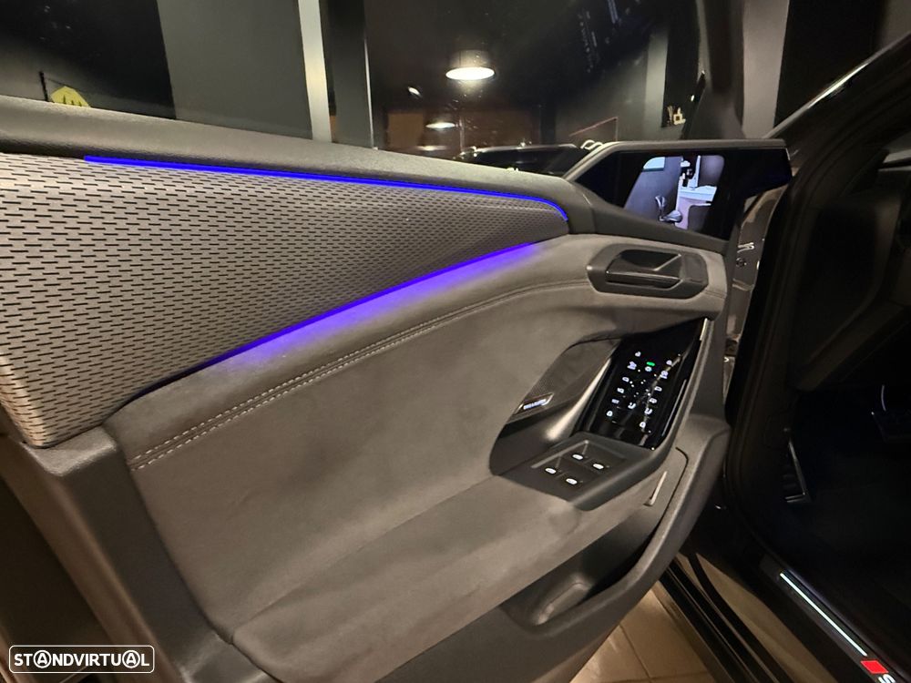 Audi A6 Avant e-tron performance edition one grey - 42