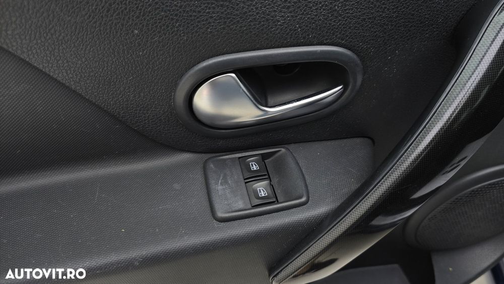 Dacia Logan 1.5 DCI Laureate - 11