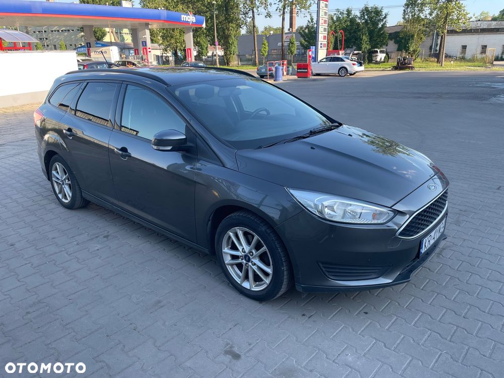 Ford Focus 1.6 Trend - 18