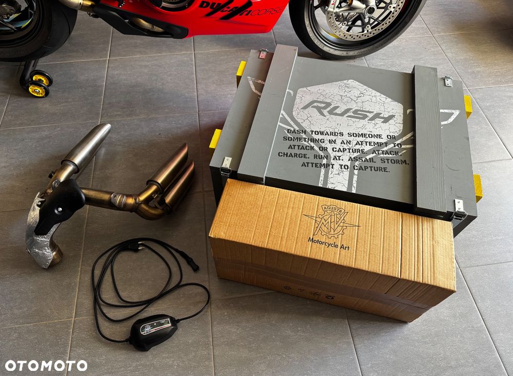 MV AGUSTA RUSH - 27
