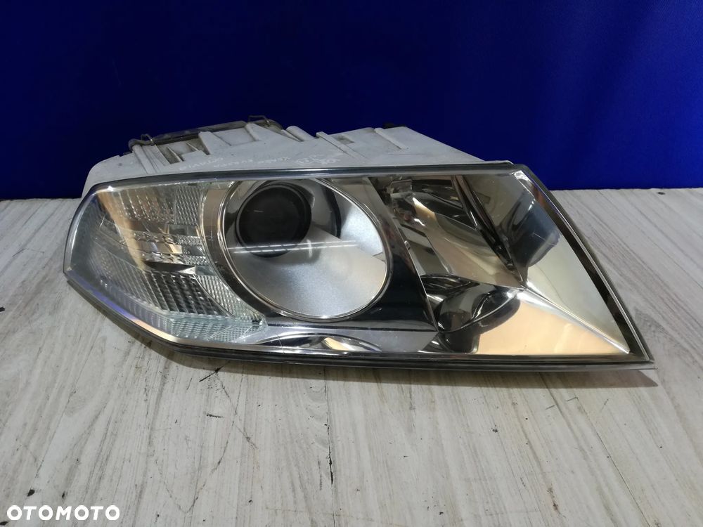 Skoda Octavia II 2 1Z lampa reflektor prawa przód Europa - 2