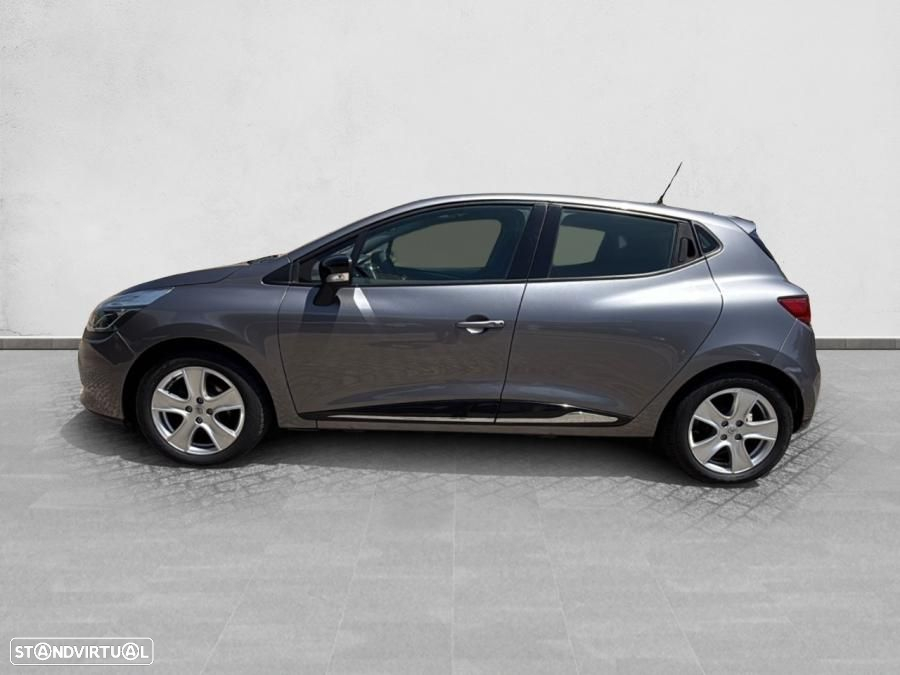 Renault Clio - 7
