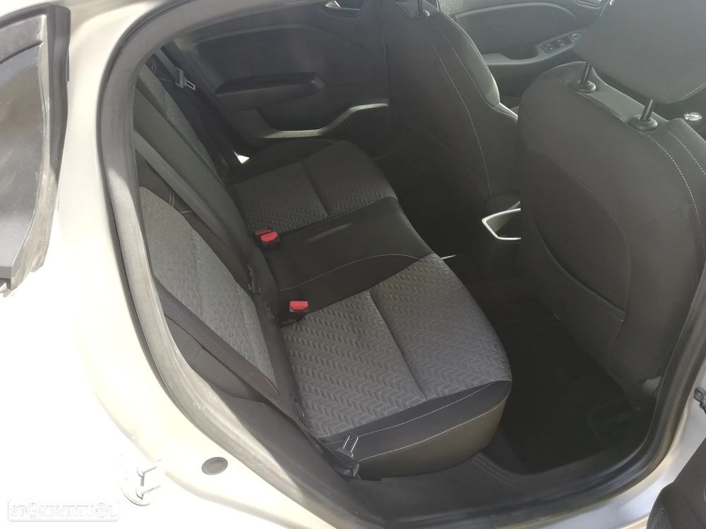 Renault Clio 1.0 TCe Evolution Bi-Fuel - 10