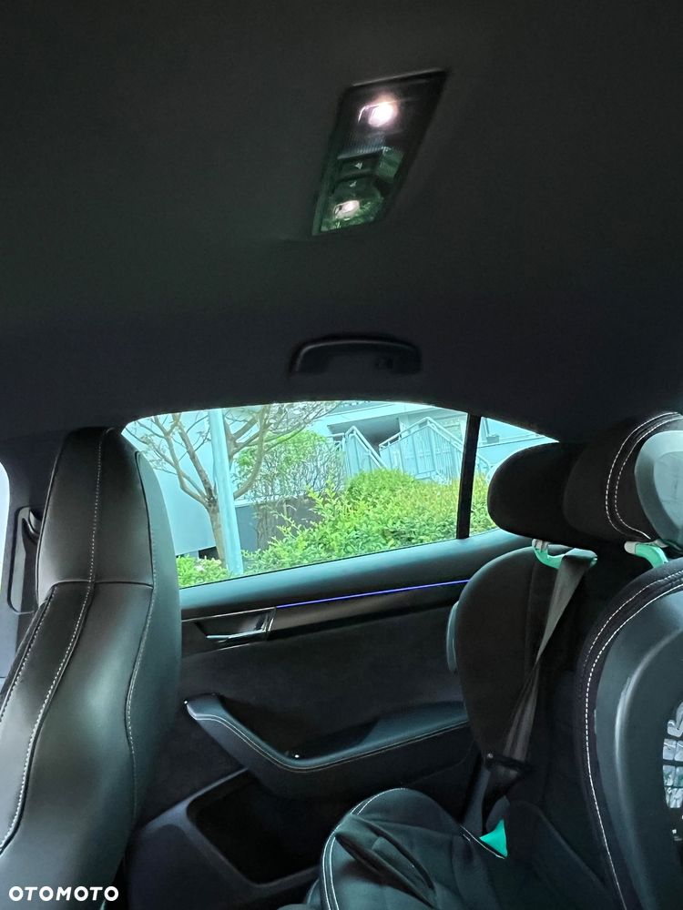Skoda Superb 2.0 TSI Sportline DSG - 11