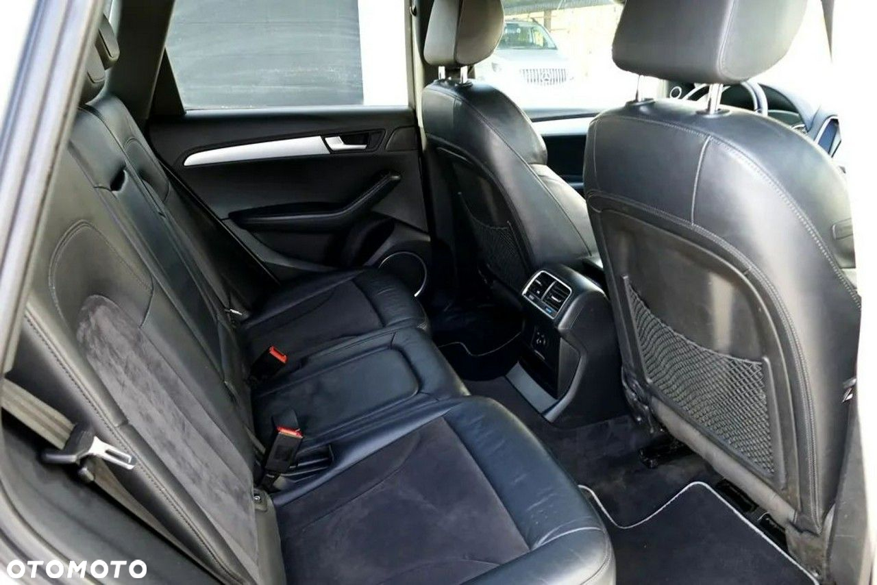 Audi Q5 2.0 TFSI Hybrid Quattro Tiptronic - 27