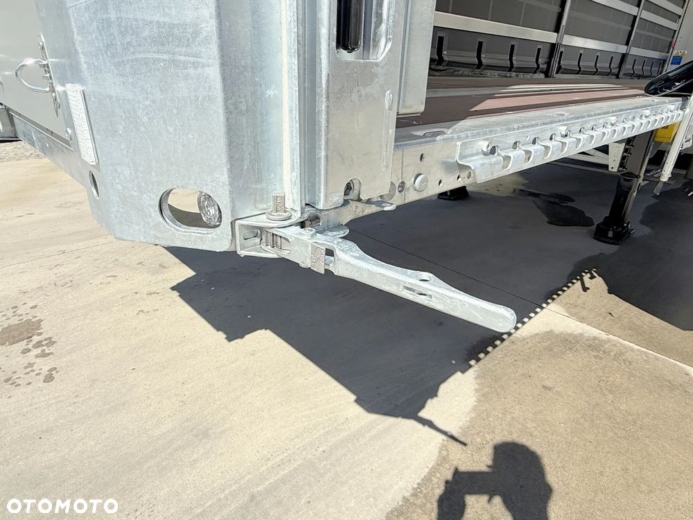 Schmitz Cargobull MEGA VARIOS - 23