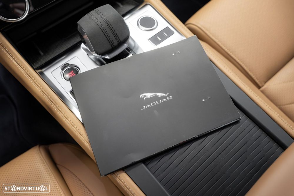 Jaguar F-Pace - 28