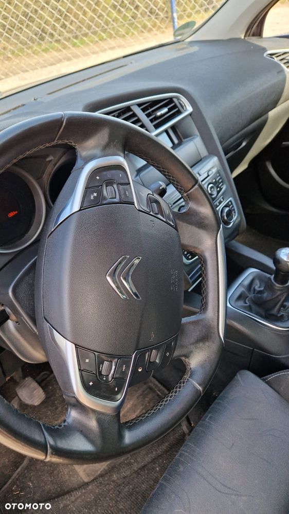 Citroën C4 VTi 120 Exclusive - 12