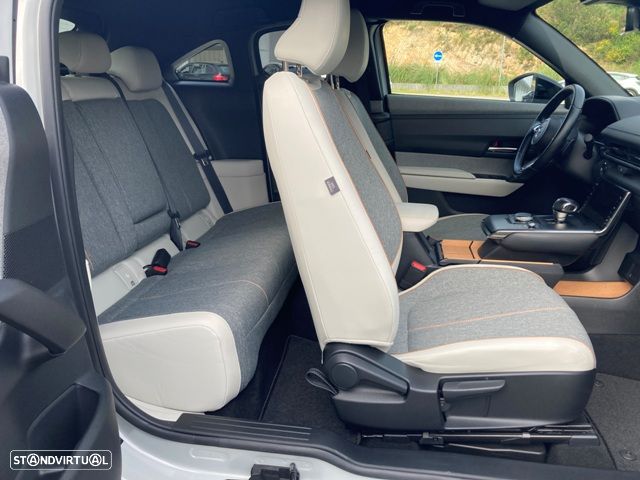 Mazda MX-30 e-SKYACTIV AD`VANTAGE - 39