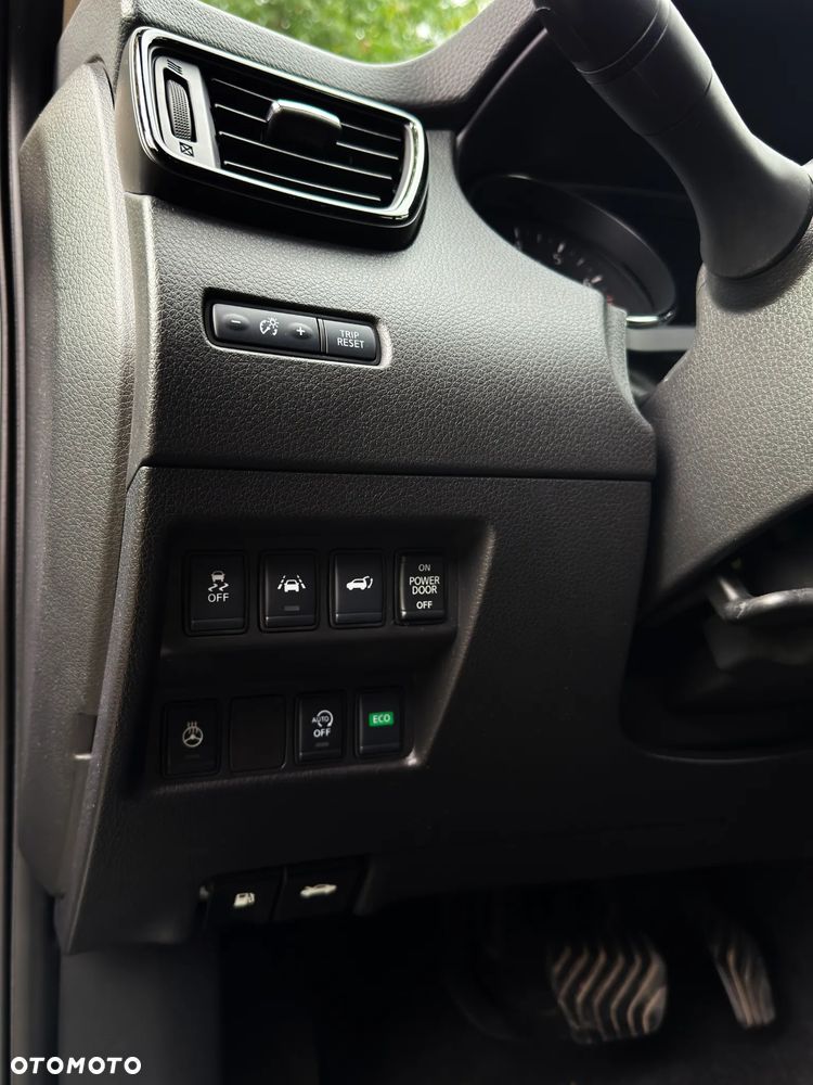 Nissan X-Trail - 17