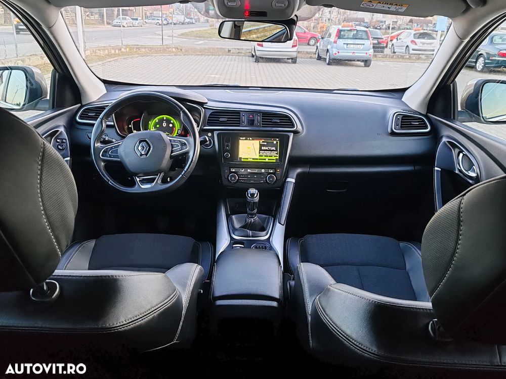 Ford Kuga 2.0 TDCi 2x4 Titanium - 11