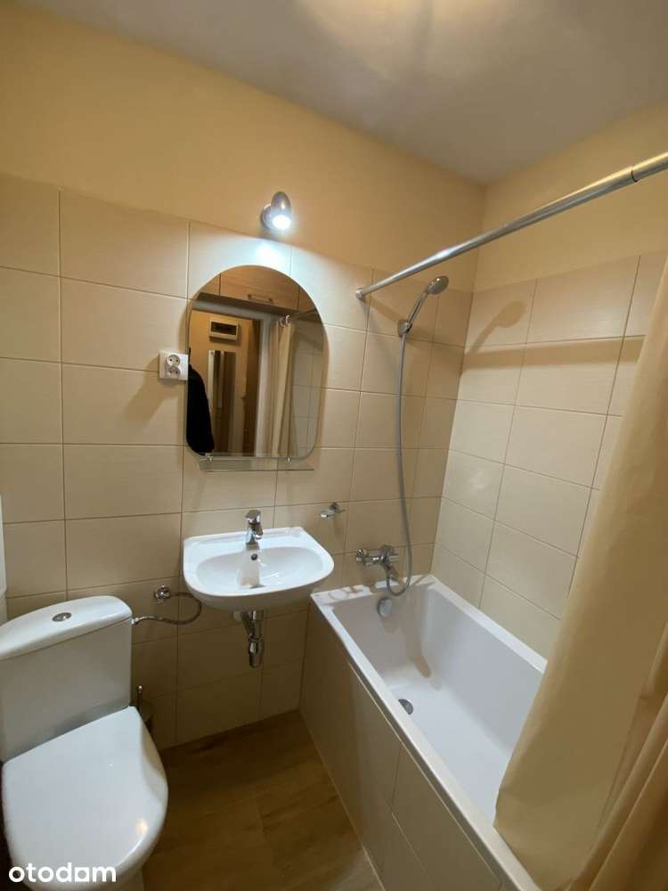 Plac Trzech Krzyży 2 pokoje 36m2