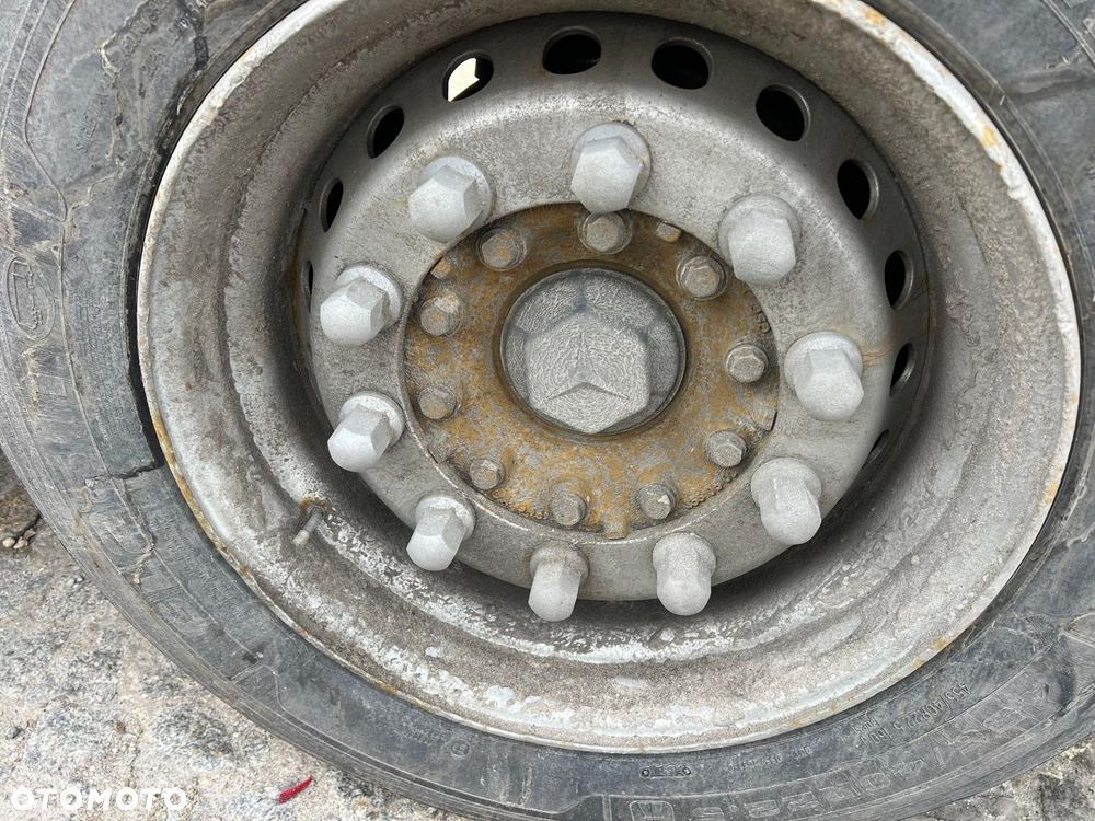 Wielton SN24 - 13