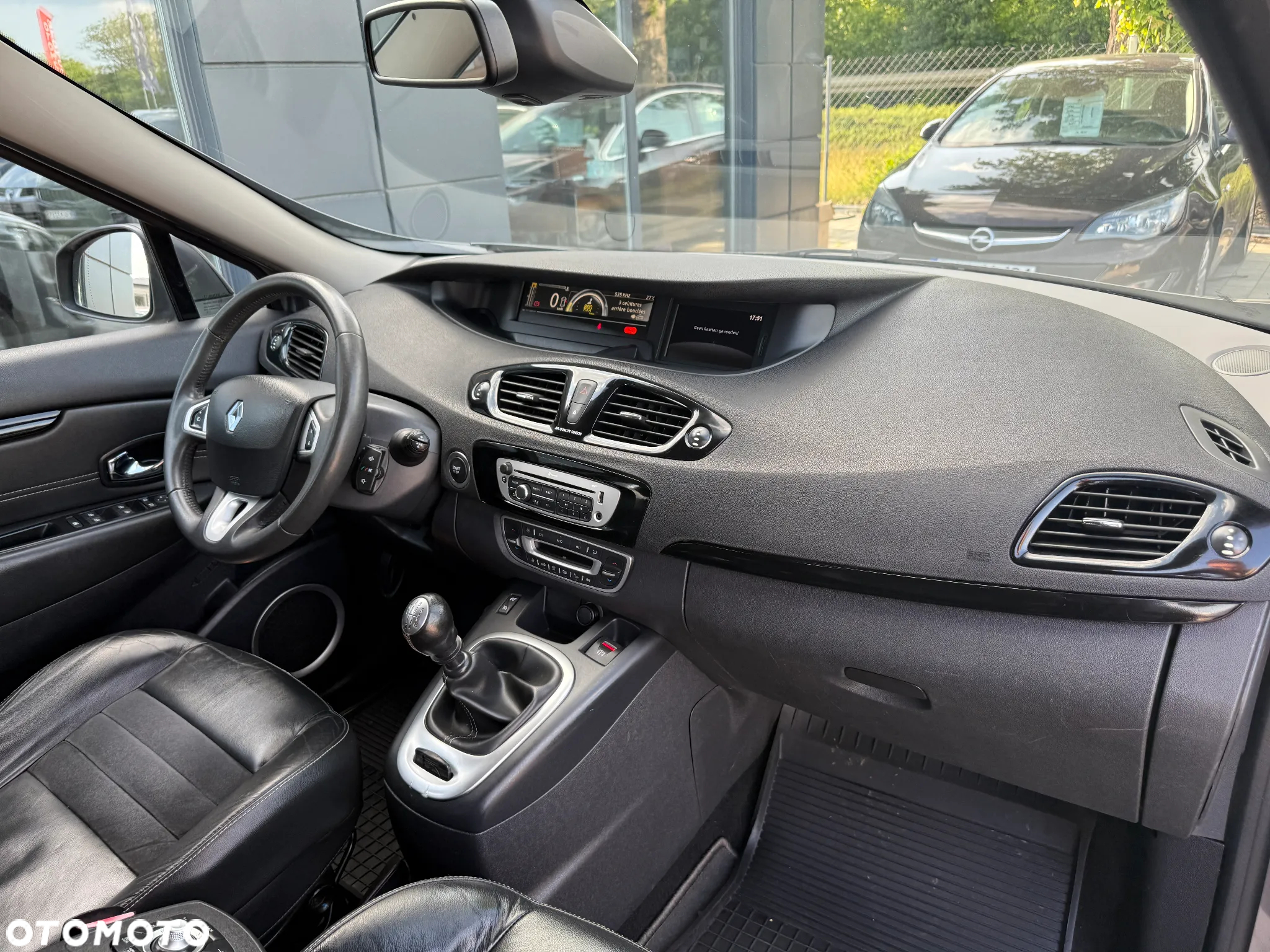 Renault Grand Scenic Gr 1.6 dCi Energy Bose Edition - 26