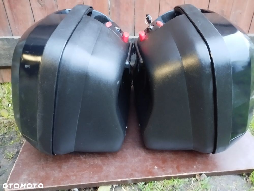 kufry boczne GIVI V35 Monokey SIDE Honda Yamaha Suzuki Kawasaki - 5