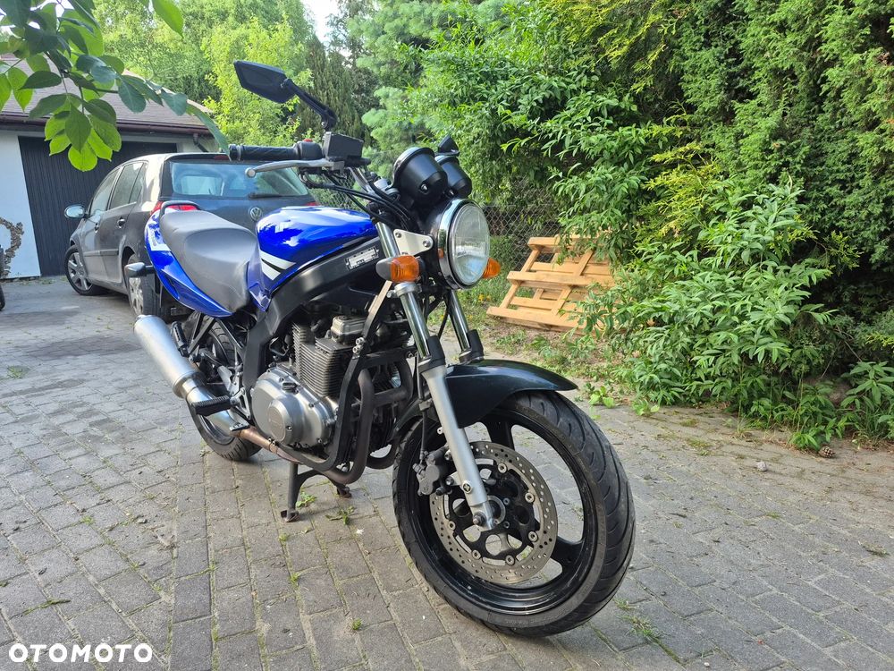 Suzuki GS - 8