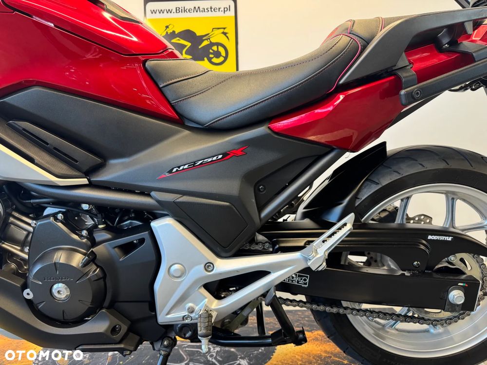 Honda NC - 24