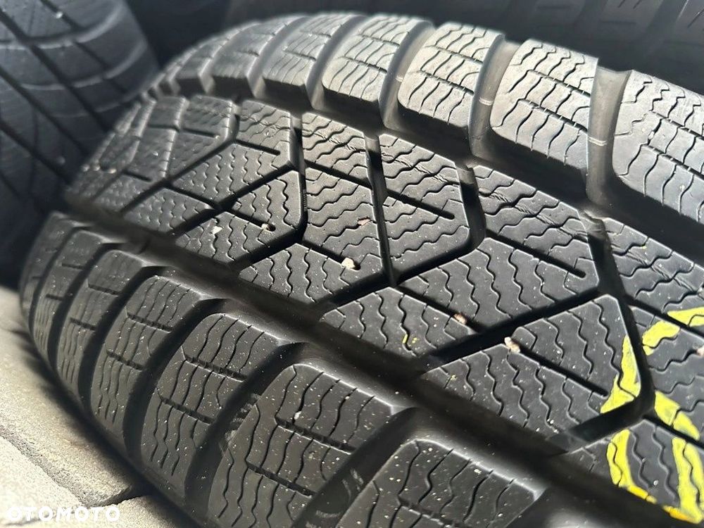 225/55r17 Pirelli SottoZero 3 RSC_6,5mm_4szt_(637) - 8
