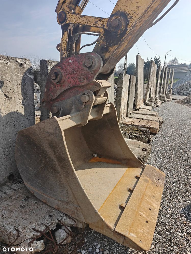 Komatsu PC210LC-8 - 21