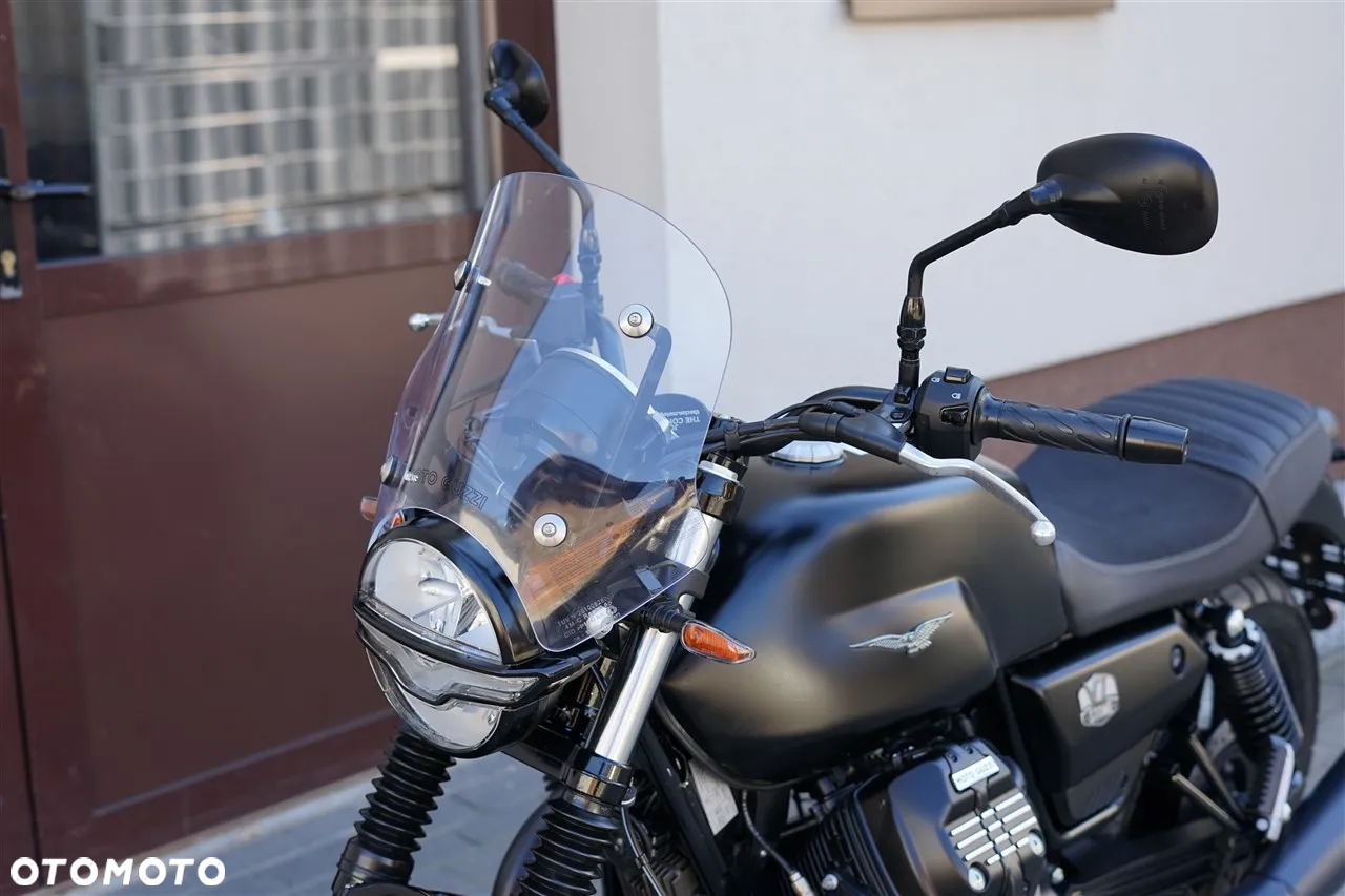 Moto Guzzi V7 - 31