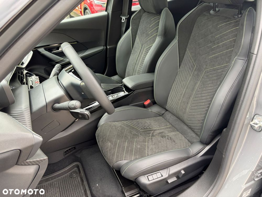 Peugeot 2008 - 12