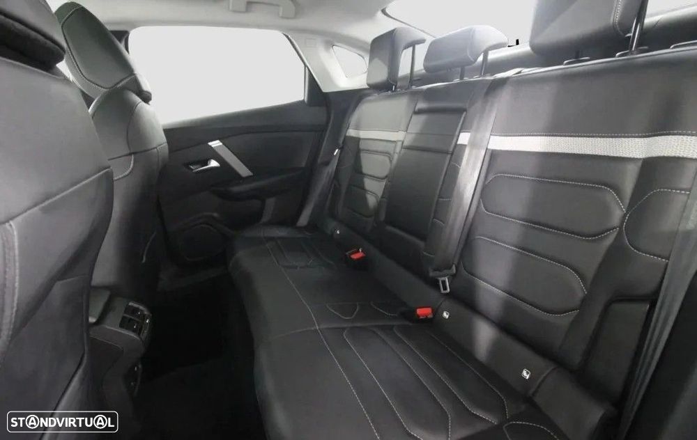 Citroën e-C4 50 kWh Shine - 12
