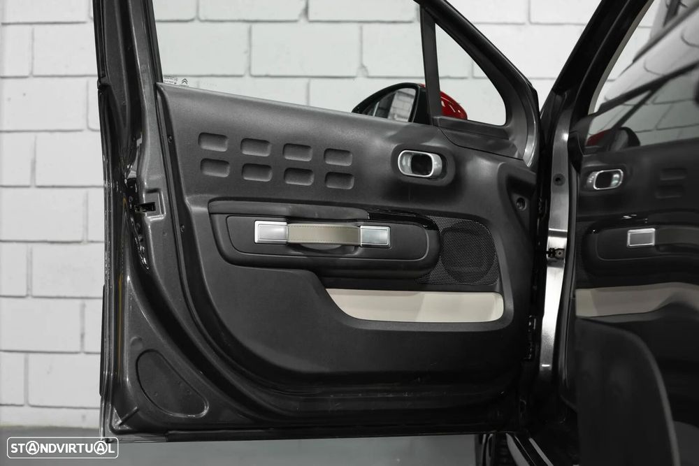 Citroën C3 Pure Tech S&S EAT6 Shine Pack - 24