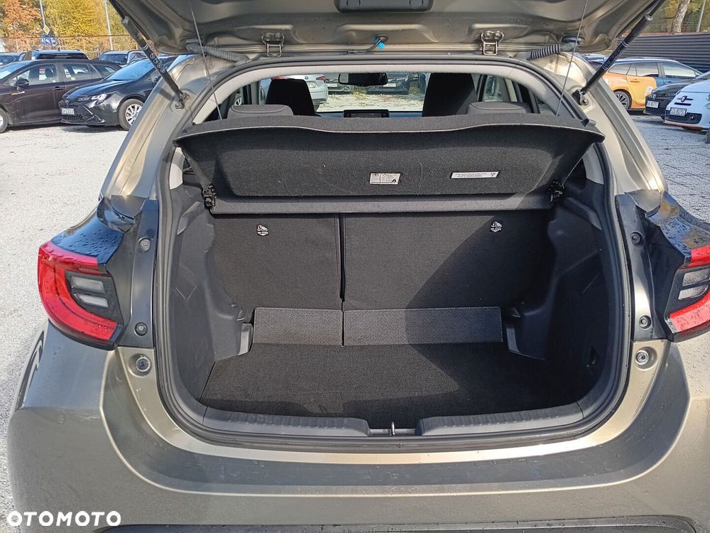 Toyota Yaris 1.5 Comfort - 10