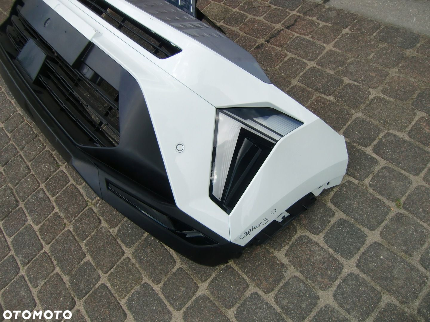 ZDERZAK RENAULT CAPTUR II E TECH 6XPDC - 2