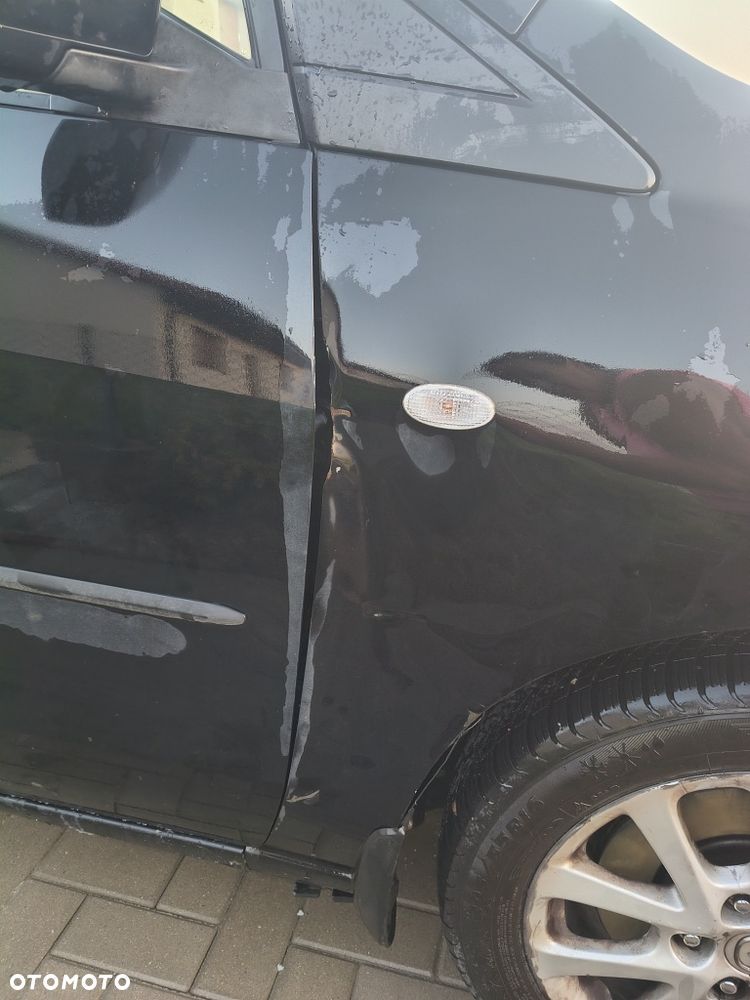 Mazda 5 - 4
