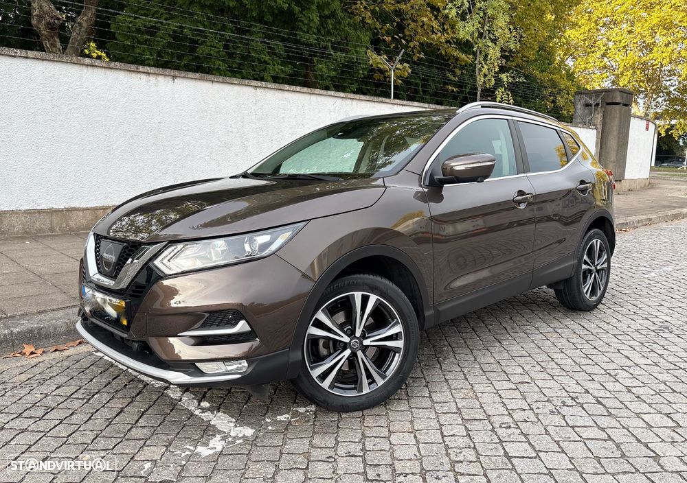 Nissan Qashqai 1.5 dCi N-Connecta 18 - 1