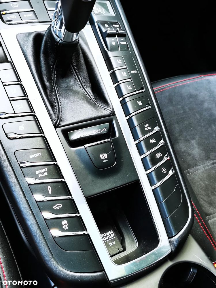 Porsche Macan - 14