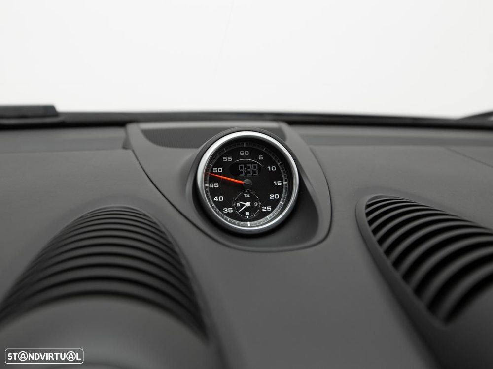 Porsche 718 Cayman - 25