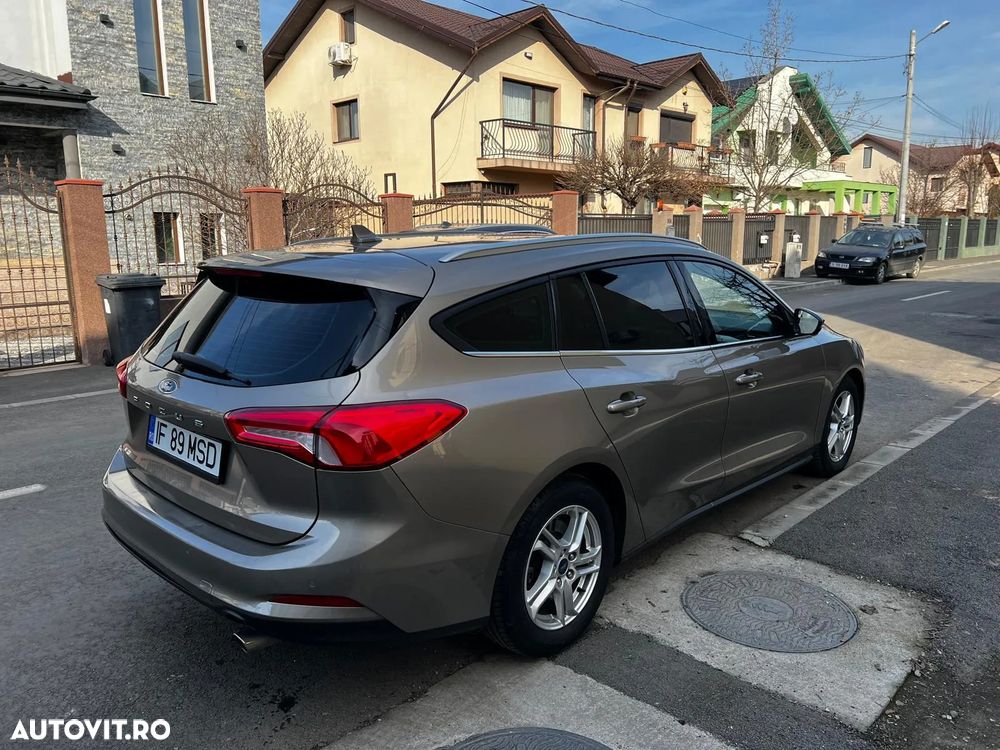 Ford Focus - 4