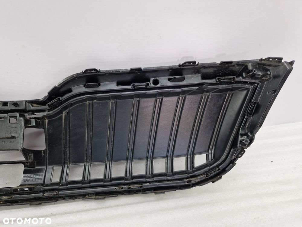 SKODA SUPERB 3V0 LIFT 19- ATRAPA / GRILL NA RADAR , NR 3V0853653J , NR AUKCJI GR84 - 19