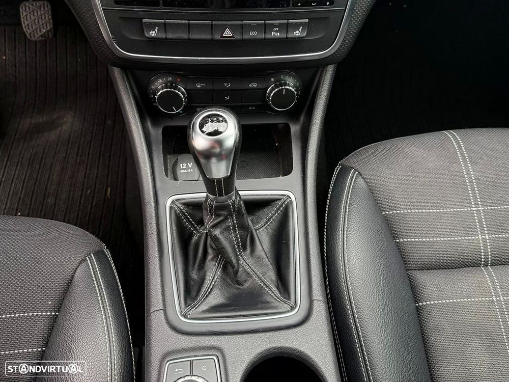 Mercedes-Benz A 180 d BlueEFFICIENCY Edition - 10