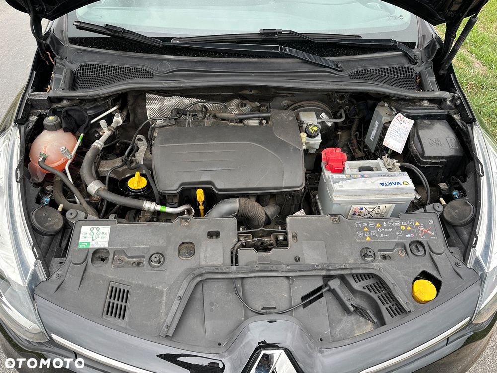 Renault Clio 1.2 16V 75 LIMITED - 17