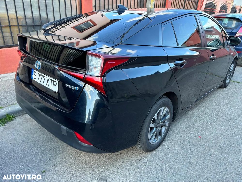 Toyota Prius Hybrid Comfort - 3