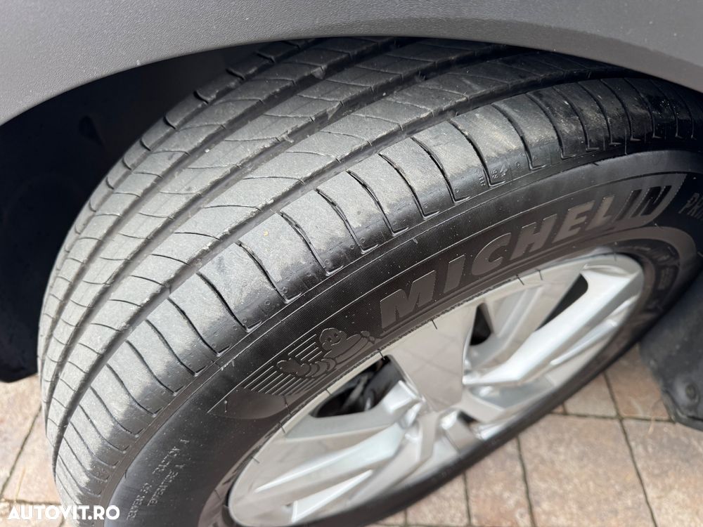 Peugeot 3008 PureTech 130 Stop & Start GPF EAT8 Allure - 16