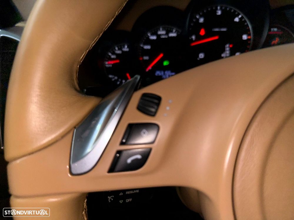 Porsche Cayenne Tiptronic - 31