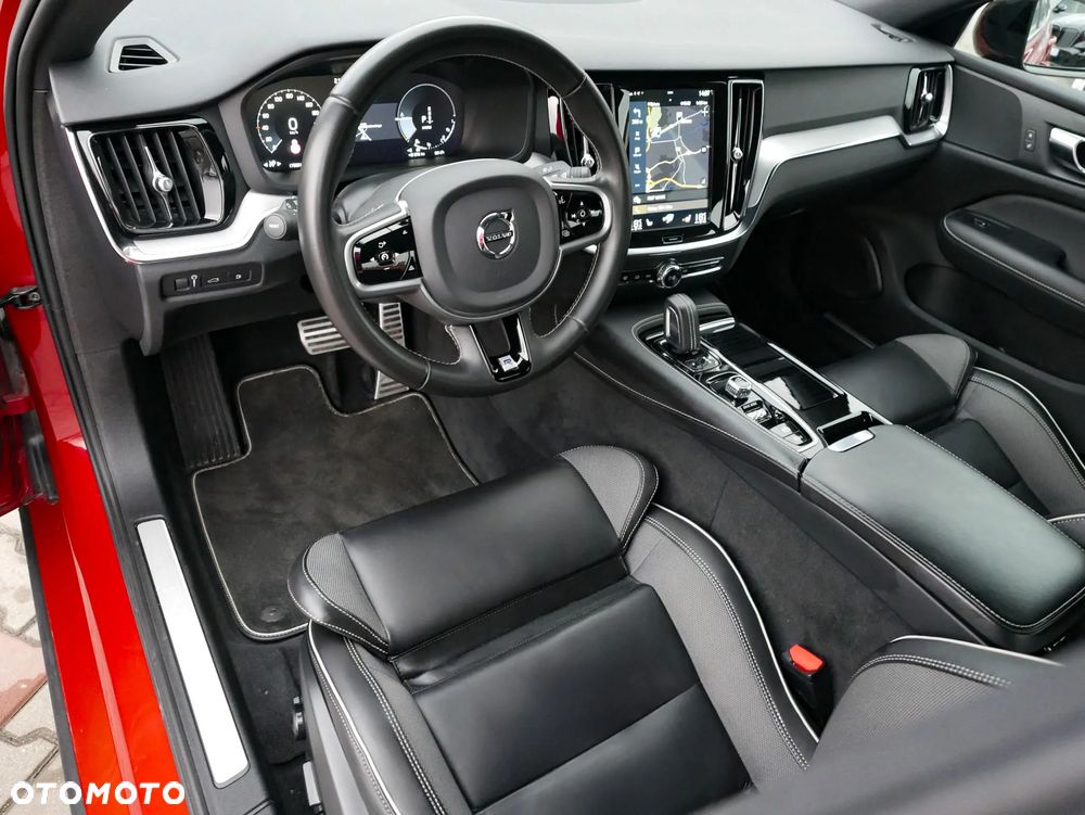 Volvo S60 T8 Recharge AWD Geartronic RDesign - 13