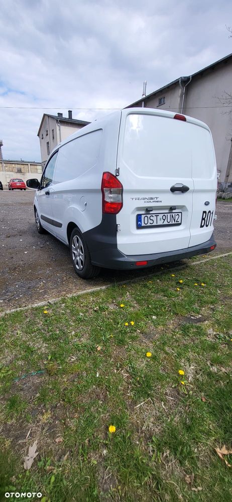 Ford Transit Courier - 6