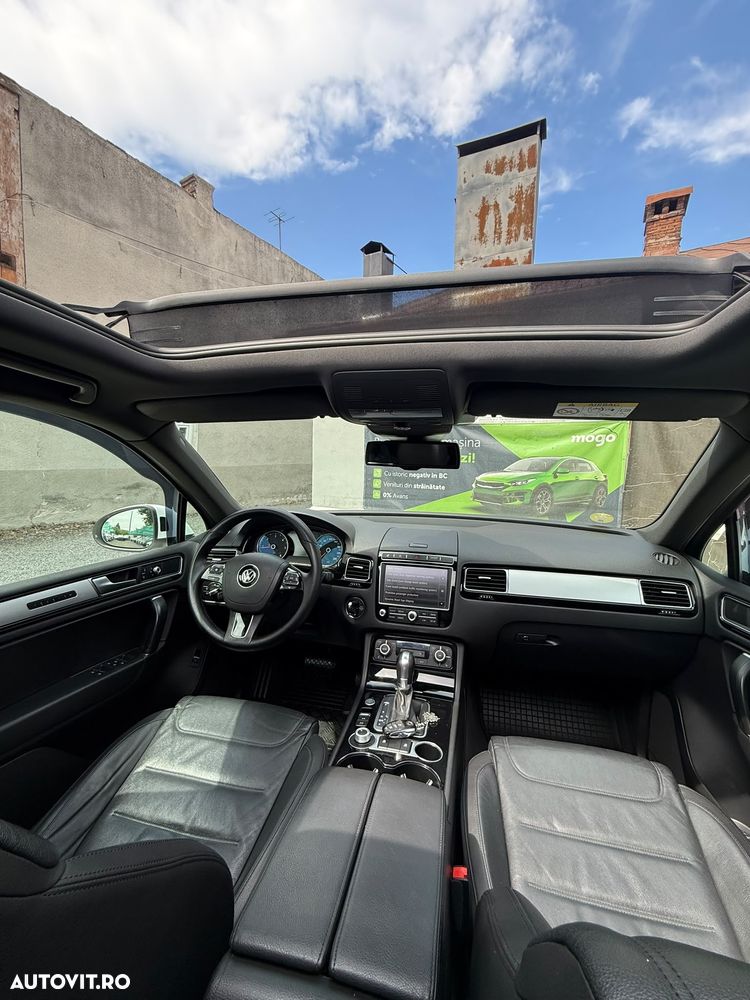 Volkswagen Touareg - 11
