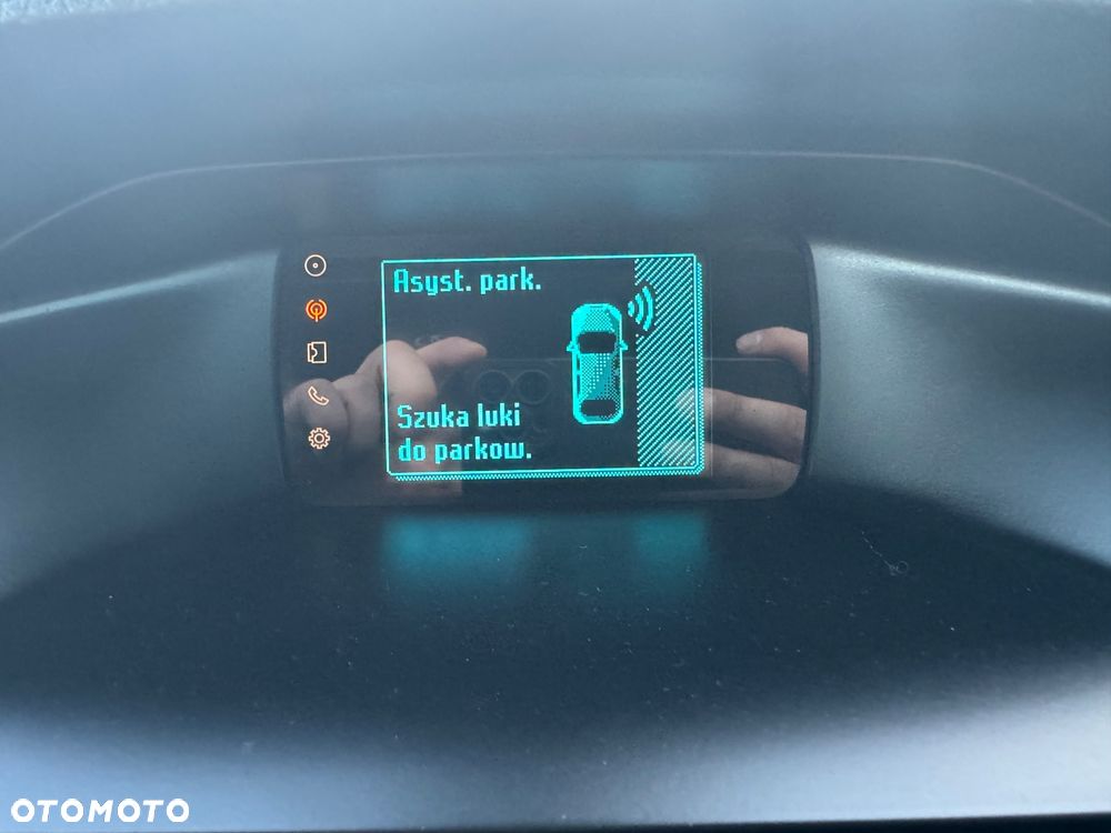 Ford Focus 1.6 TDCi DPF Titanium - 32